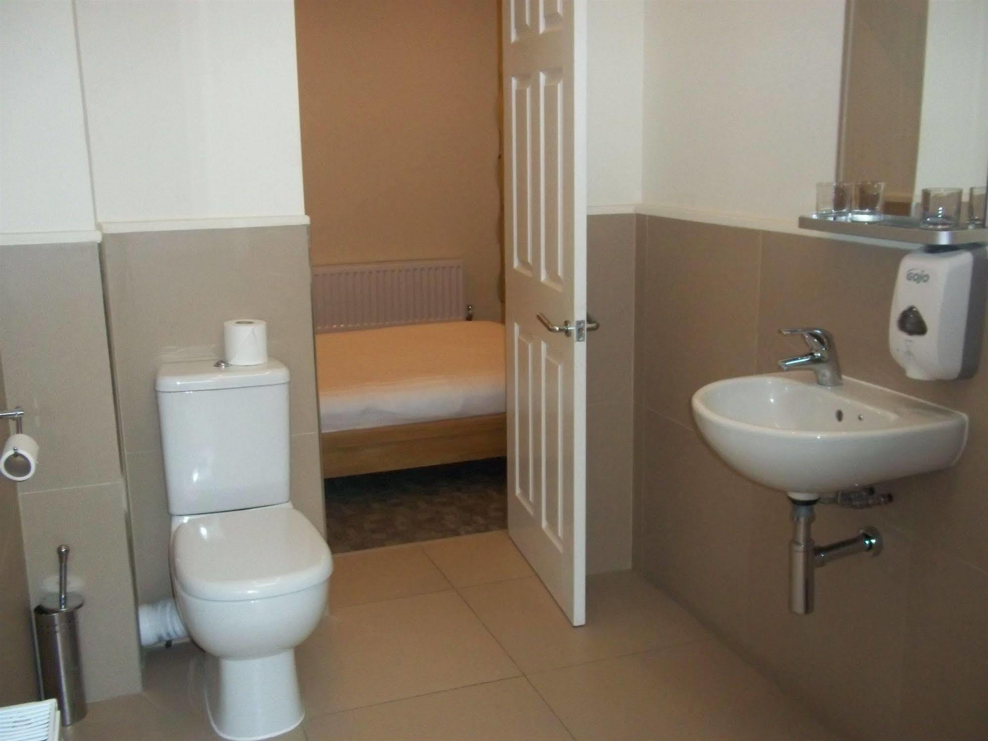 Clapham Guest House Лондон Екстер'єр фото